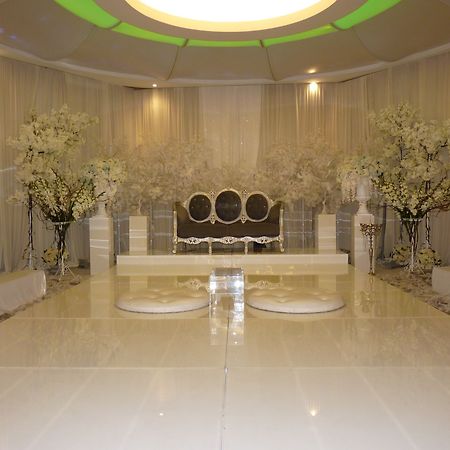 Roof Garden Hotel Shah Alam Exterior photo