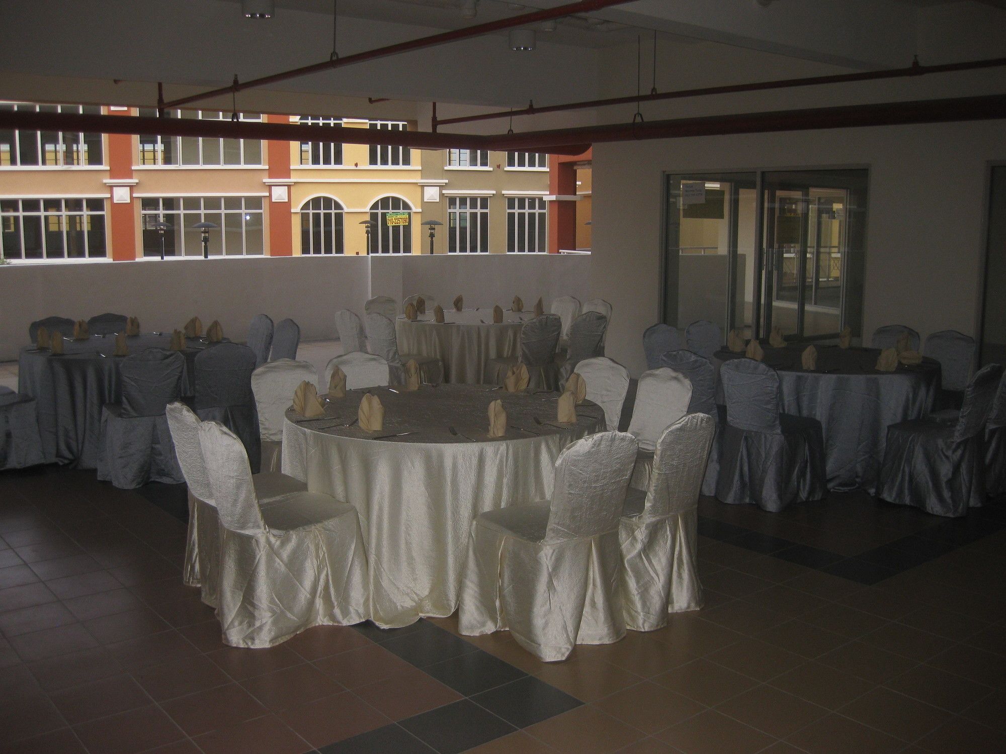 Roof Garden Hotel Shah Alam Exterior photo